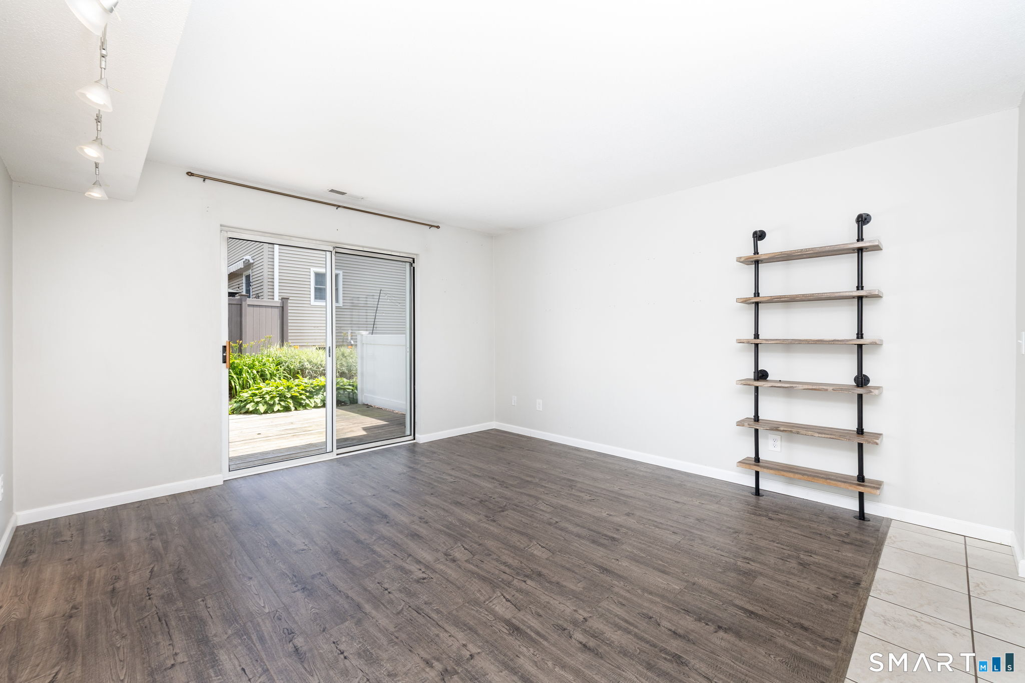402 Mariners Walk Milford CT 06460