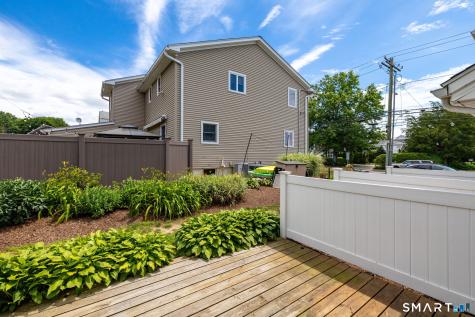 402 Mariners Walk Milford CT 06460