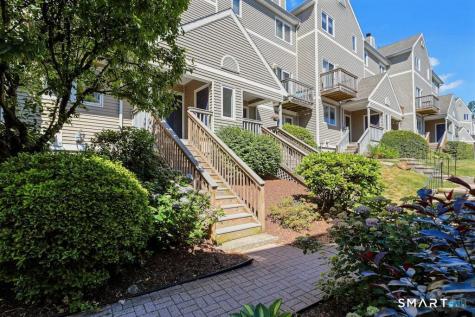 20 Glenrock Norwalk CT 06850