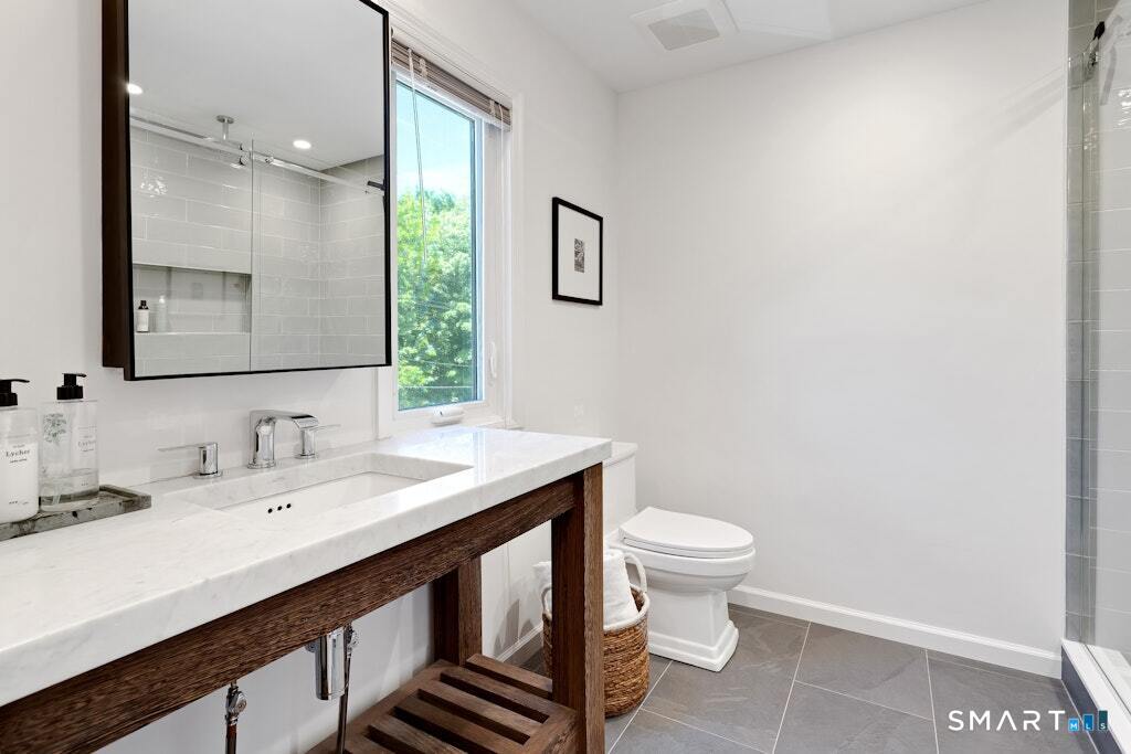20 Glenrock Norwalk CT 06850