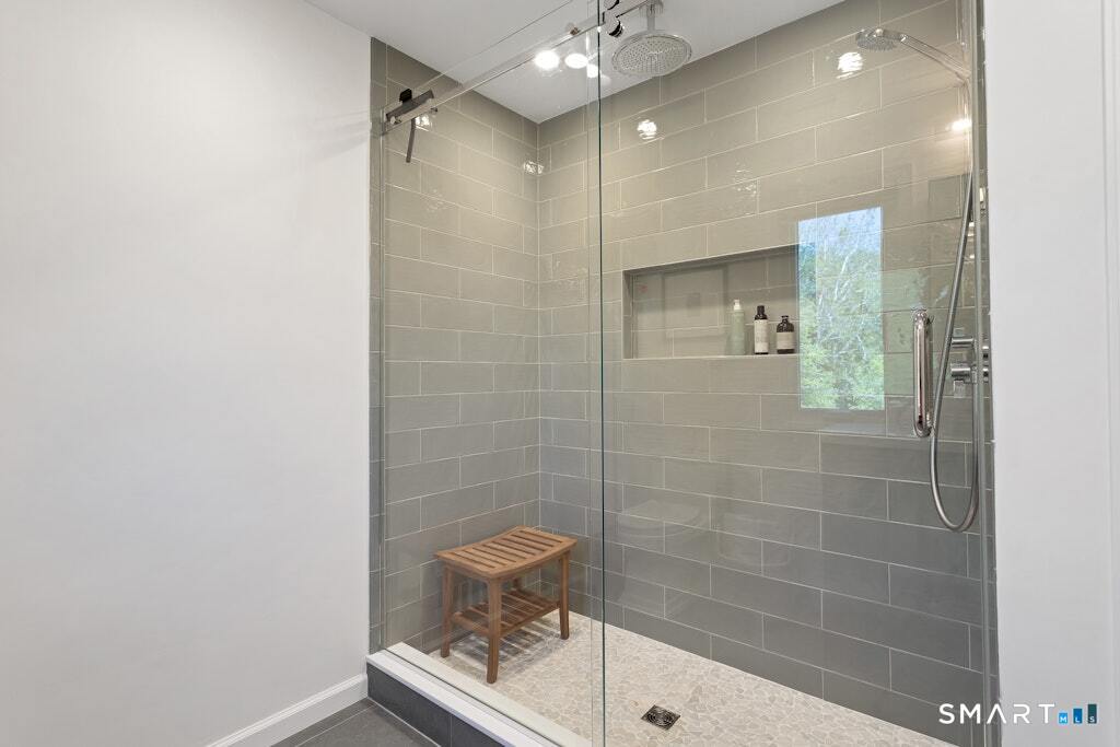 20 Glenrock Norwalk CT 06850