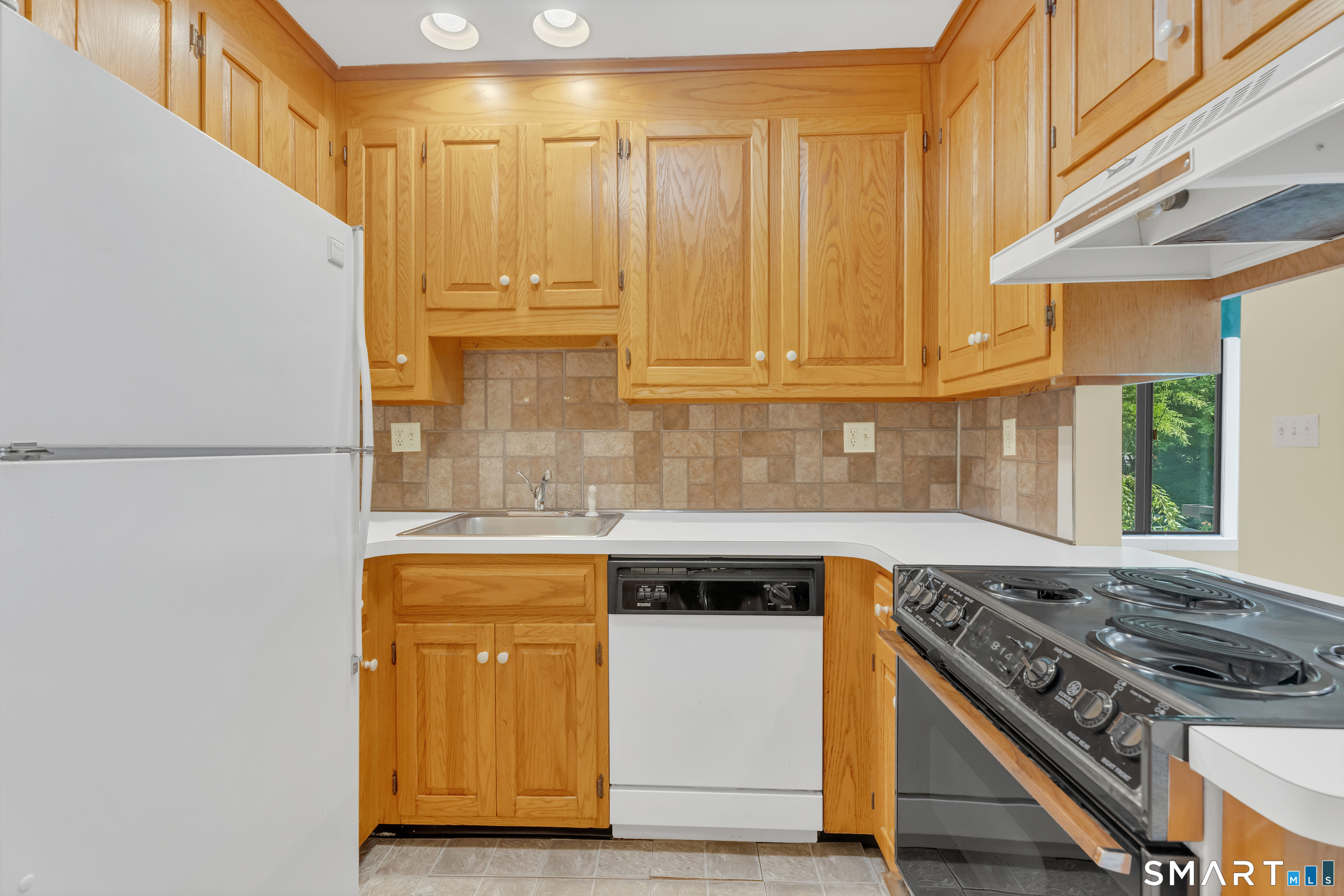 200 Treadwell Street Hamden CT 06517