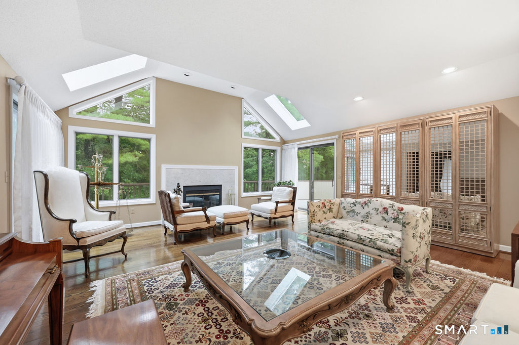 38 Cary Lane Bloomfield CT 06002
