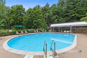 38 Cary Lane Bloomfield CT 06002