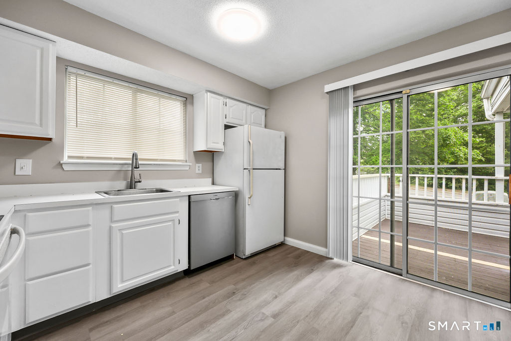 1 Forest Glen Circle Middletown CT 06457