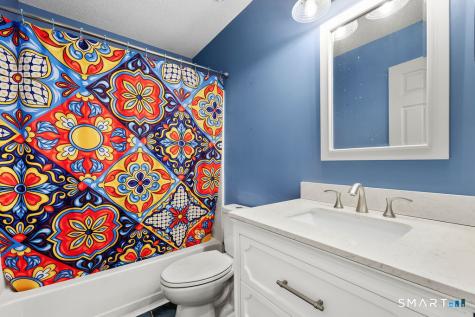 1 Forest Glen Circle Middletown CT 06457