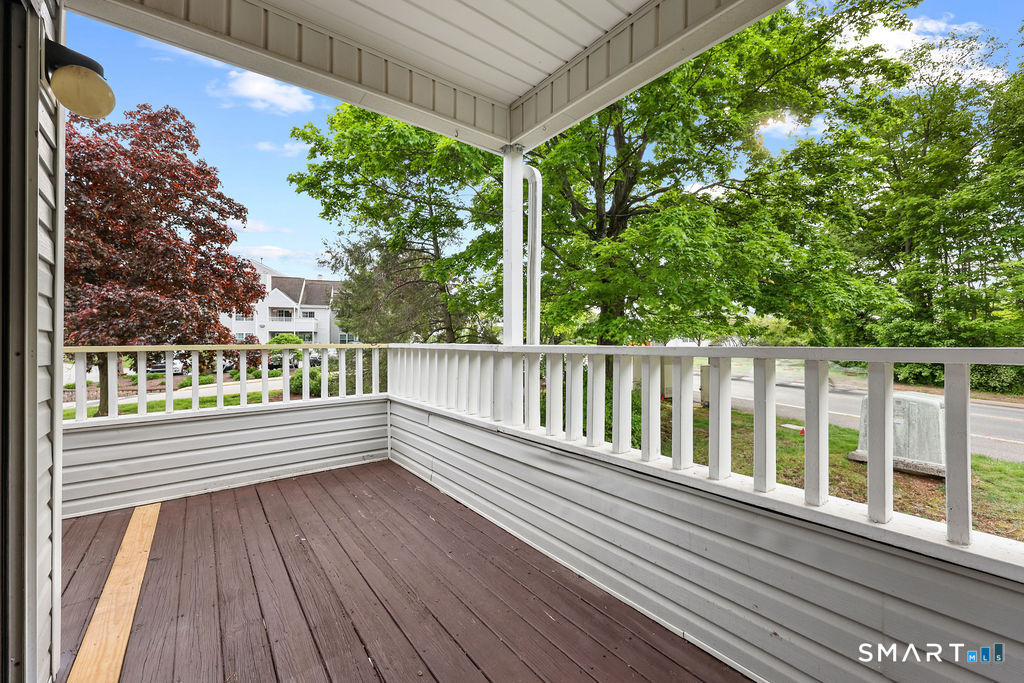 1 Forest Glen Circle Middletown CT 06457