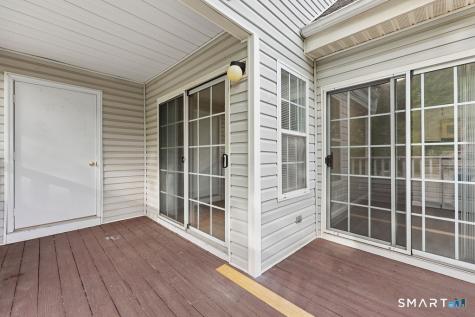 1 Forest Glen Circle Middletown CT 06457