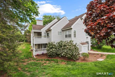 1 Forest Glen Circle Middletown CT 06457