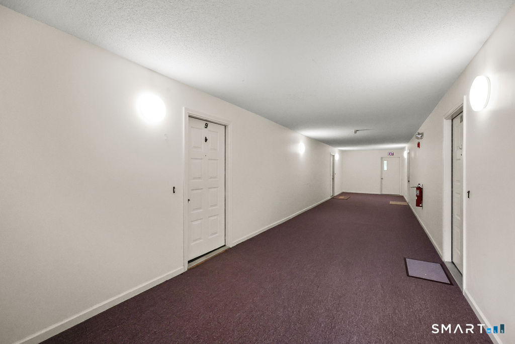 1 Forest Glen Circle Middletown CT 06457