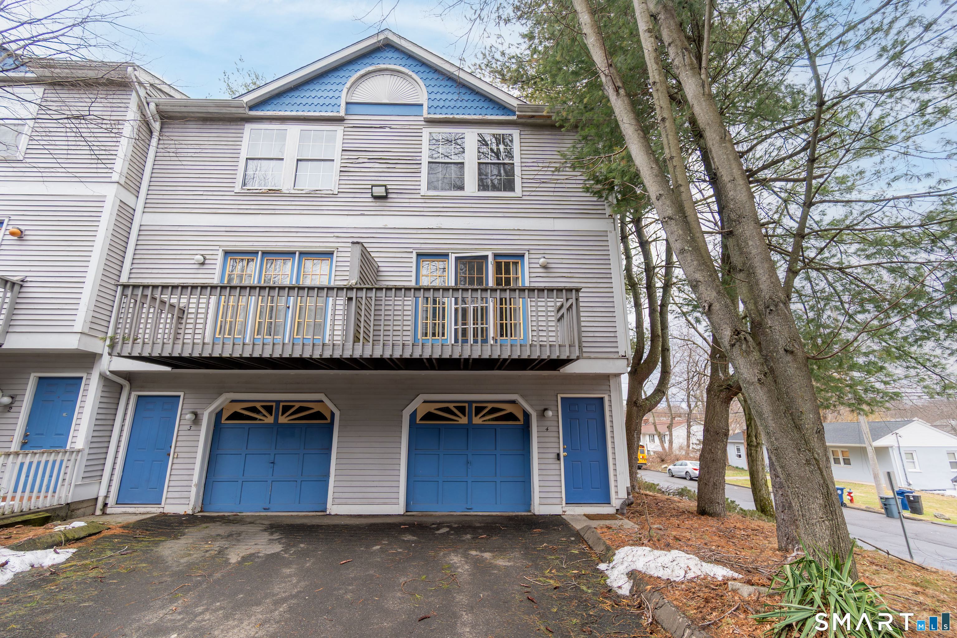 48 Homeside Avenue West Haven CT 06516