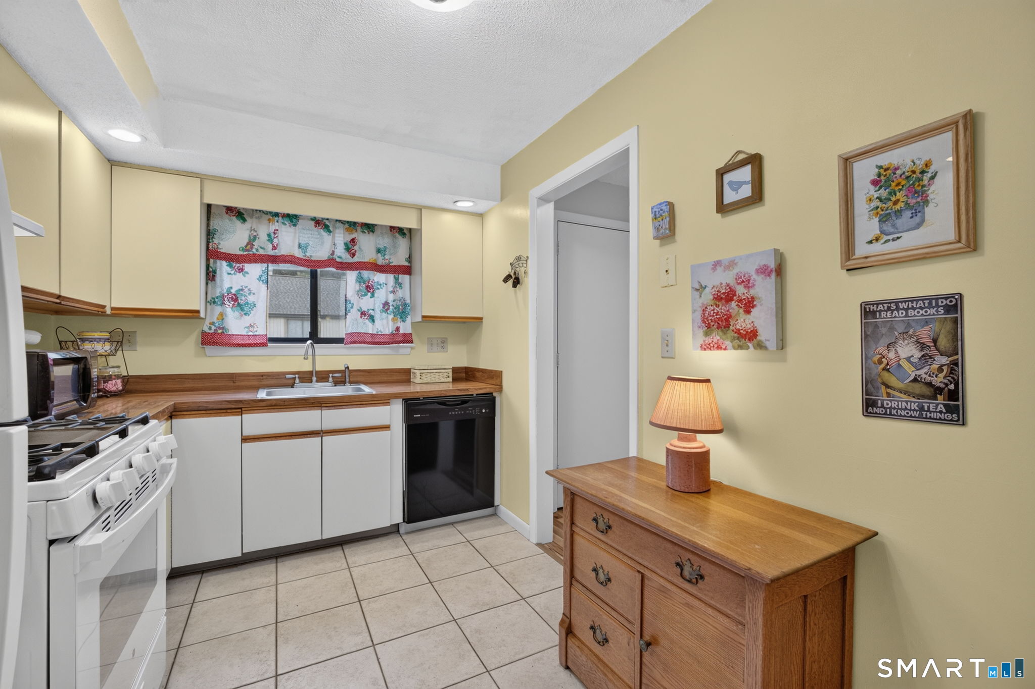 30 Brockton Court Beacon Falls CT 06403