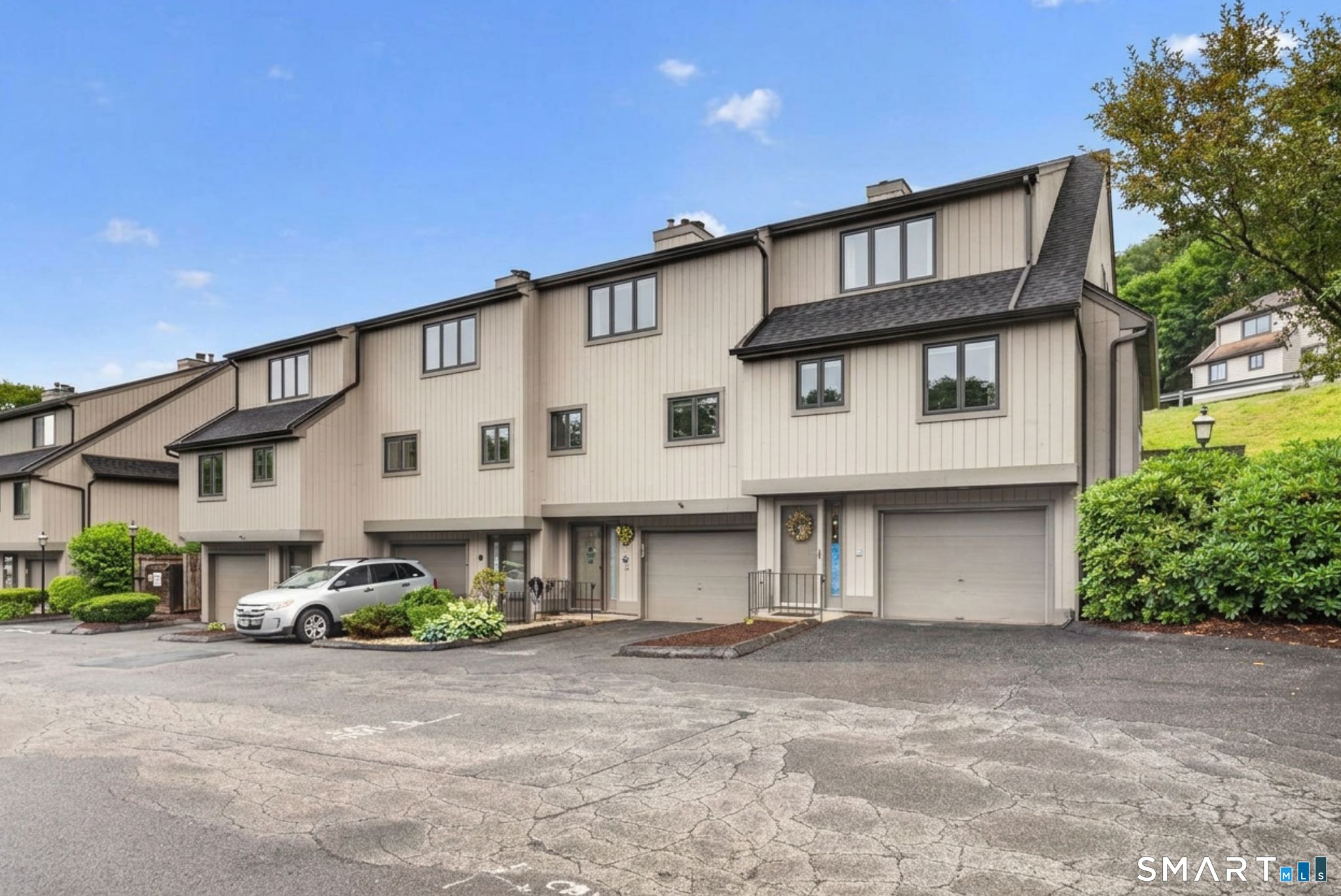 30 Brockton Court Beacon Falls CT 06403