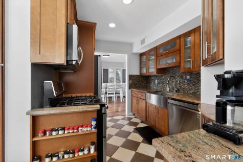 10 Talcott Glen Farmington CT 06032