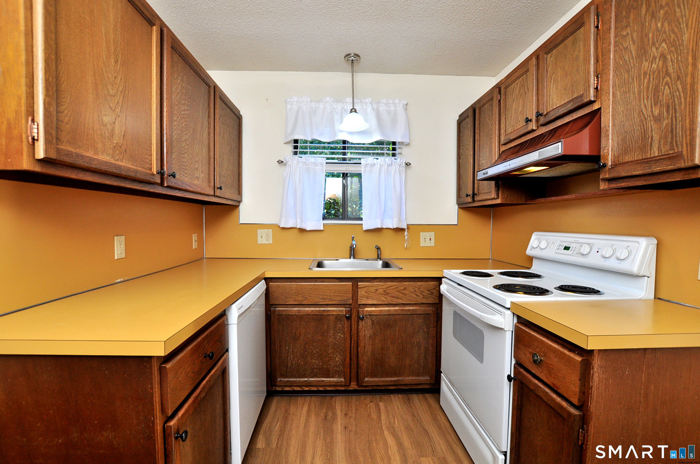 369 Heritage Village Southbury CT 06488