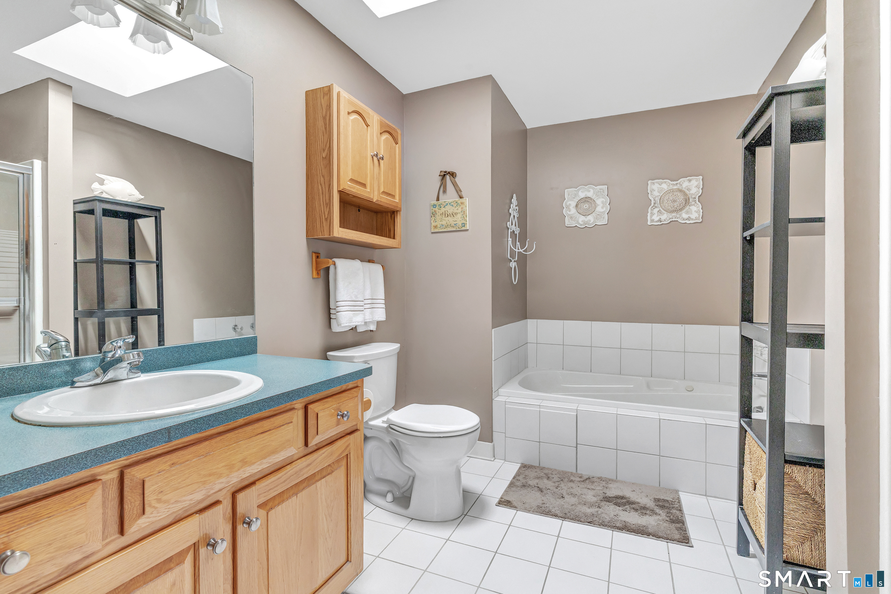 407 Canoe Brook Shelton CT 06484