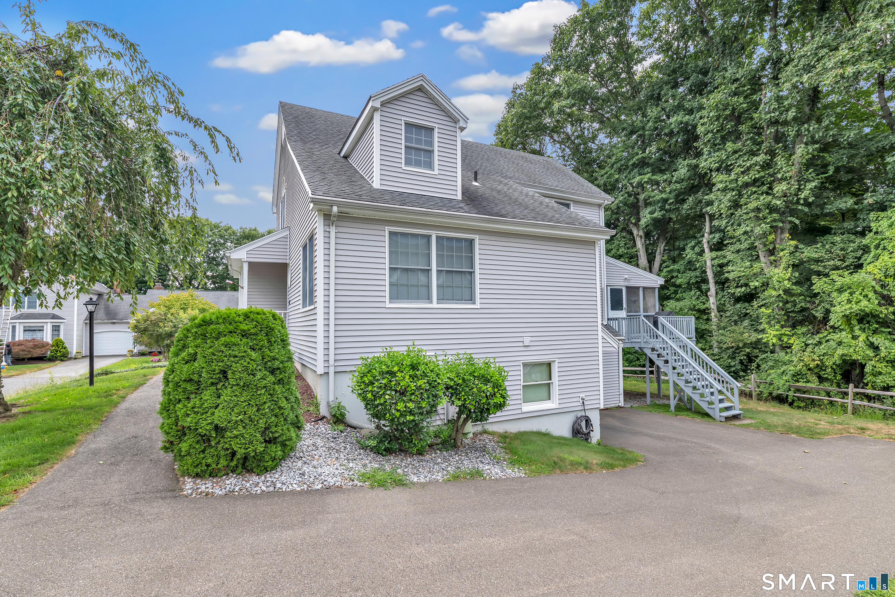 407 Canoe Brook Shelton CT 06484