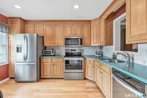 407 Canoe Brook Shelton CT 06484