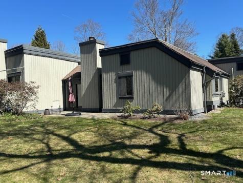 914 Heritage Village Southbury CT 06488
