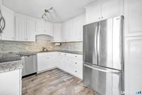 914 Heritage Village Southbury CT 06488