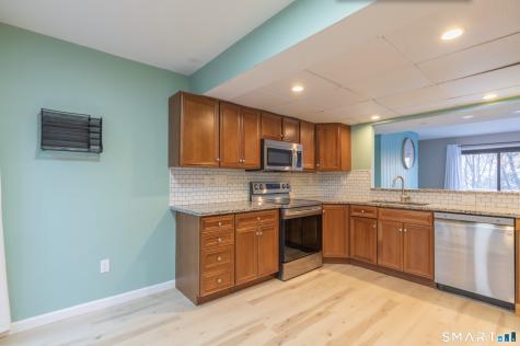 13 Clubhouse Drive Woodbury CT 06798