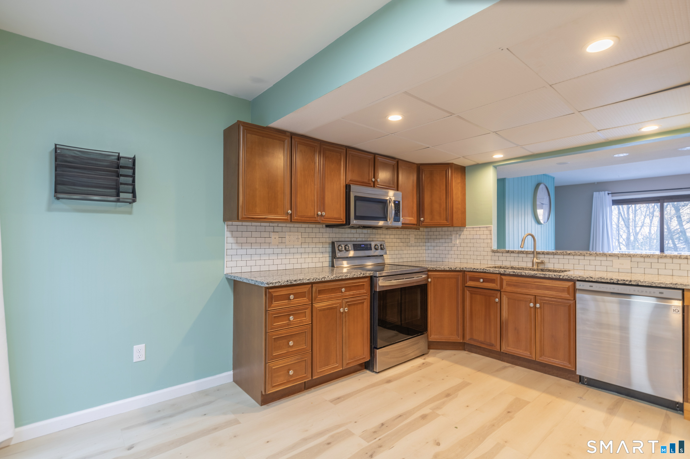 13 Clubhouse Drive Woodbury CT 06798