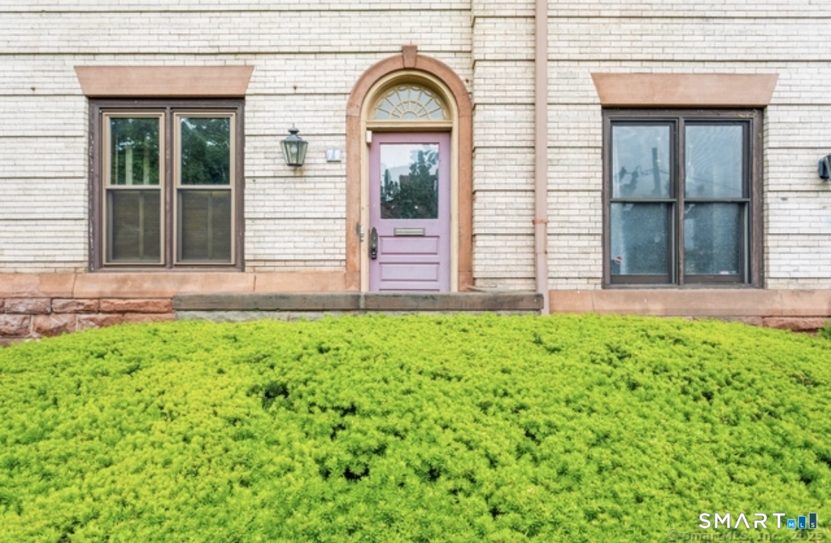 71 Imlay Street Hartford CT 06105