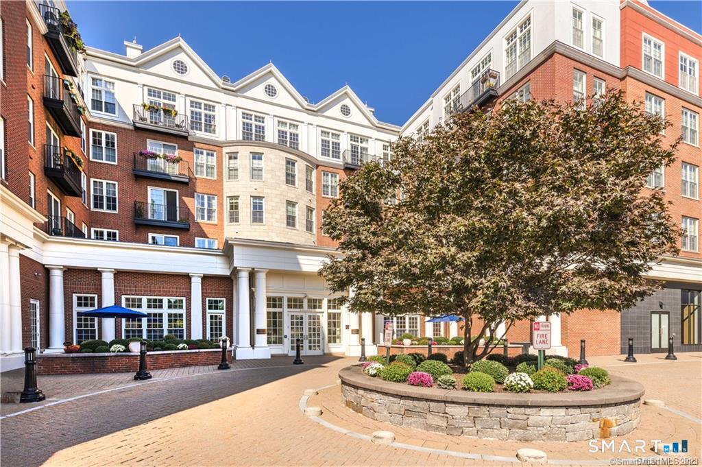 85 Memorial Road West Hartford CT 06107