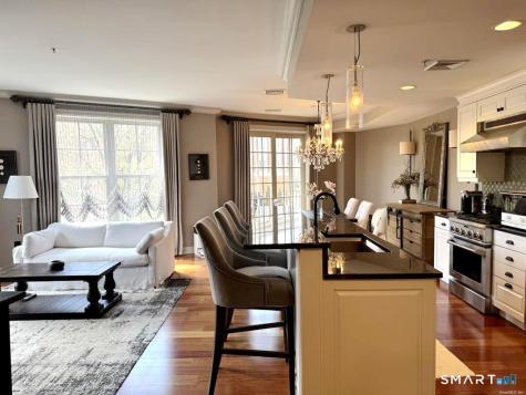 85 Memorial Road West Hartford CT 06107