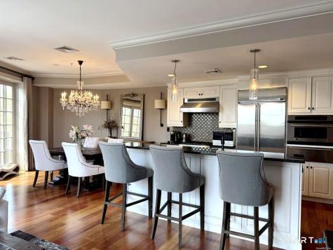 85 Memorial Road West Hartford CT 06107