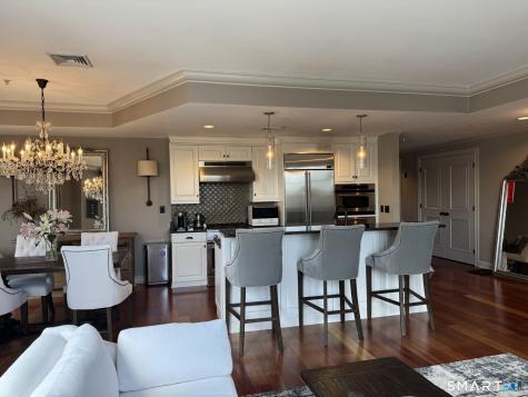 85 Memorial Road West Hartford CT 06107