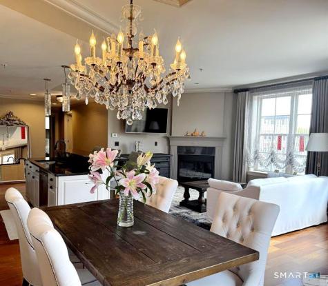 85 Memorial Road West Hartford CT 06107