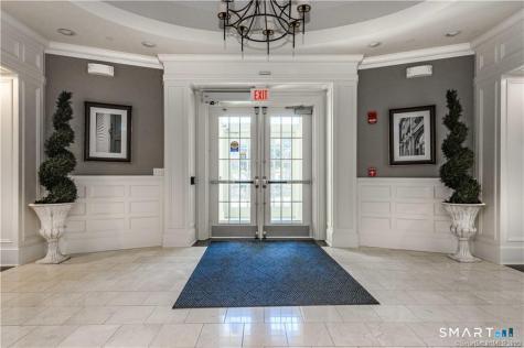 85 Memorial Road West Hartford CT 06107