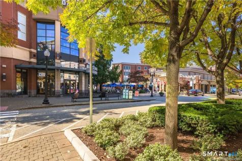 85 Memorial Road West Hartford CT 06107