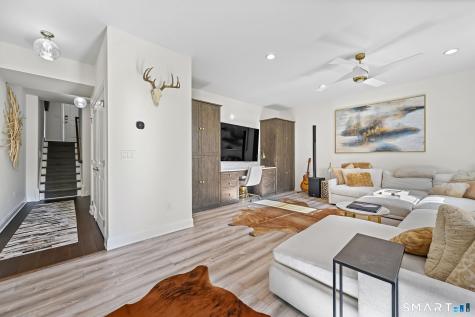 63 Brentwood Circle Danbury CT 06810
