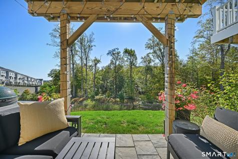63 Brentwood Circle Danbury CT 06810