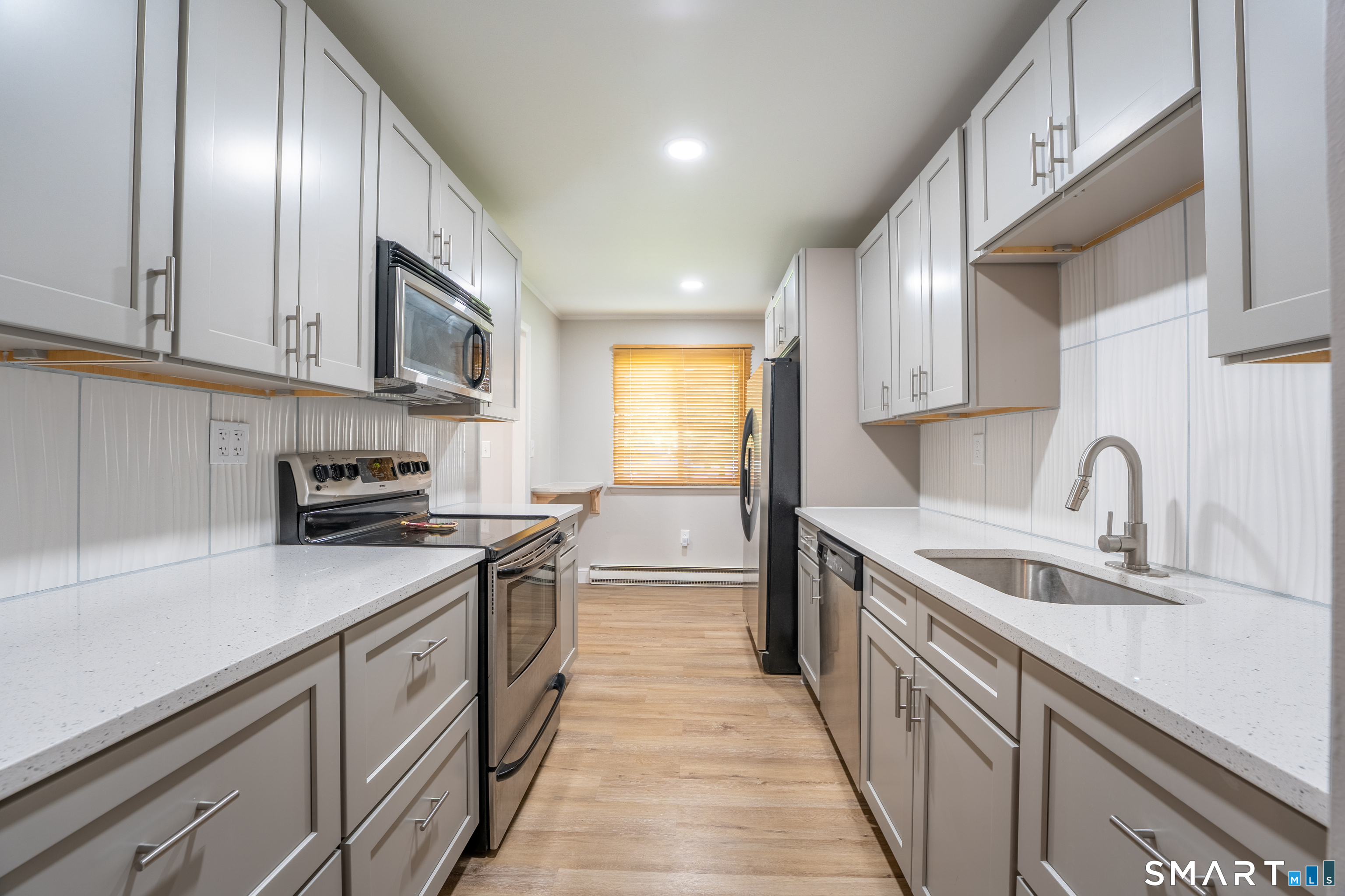 15 Willow Court Cromwell CT 06416