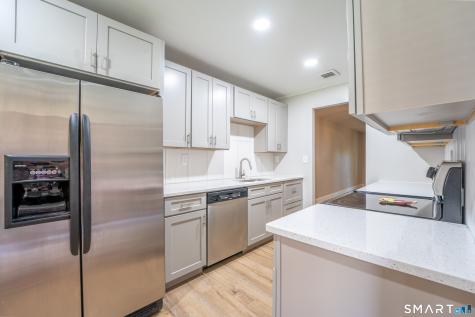15 Willow Court Cromwell CT 06416