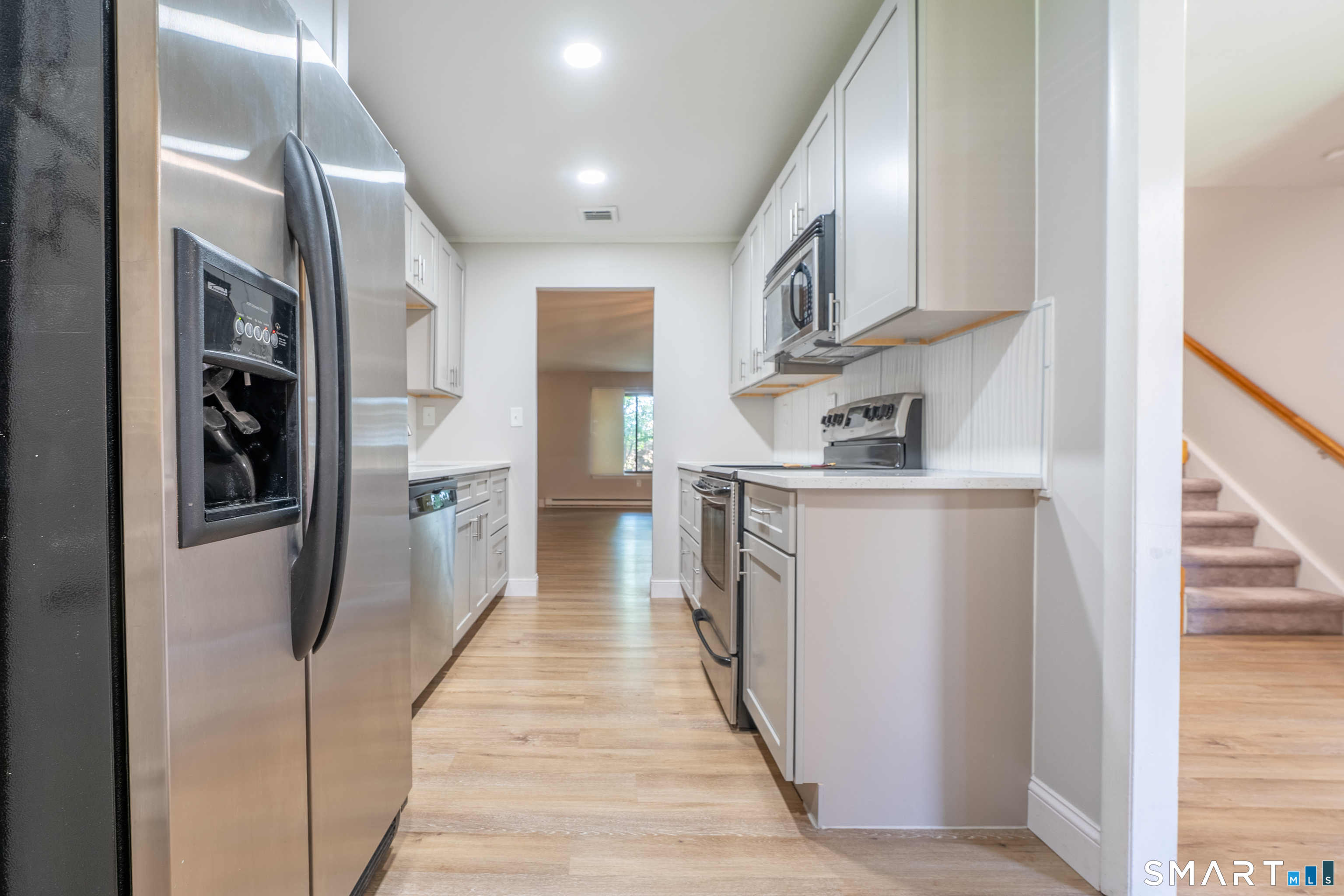 15 Willow Court Cromwell CT 06416