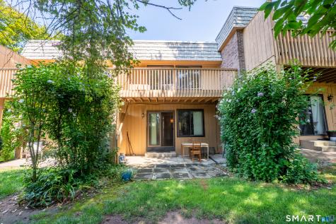 15 Willow Court Cromwell CT 06416