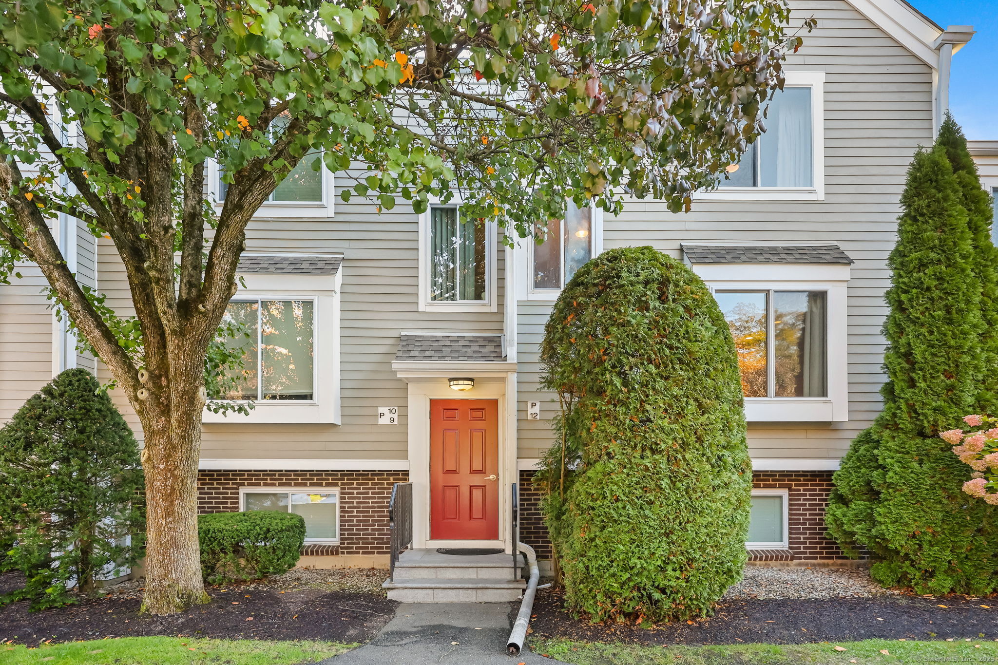 Norwalk CT Real Estate MLS Number 24135122