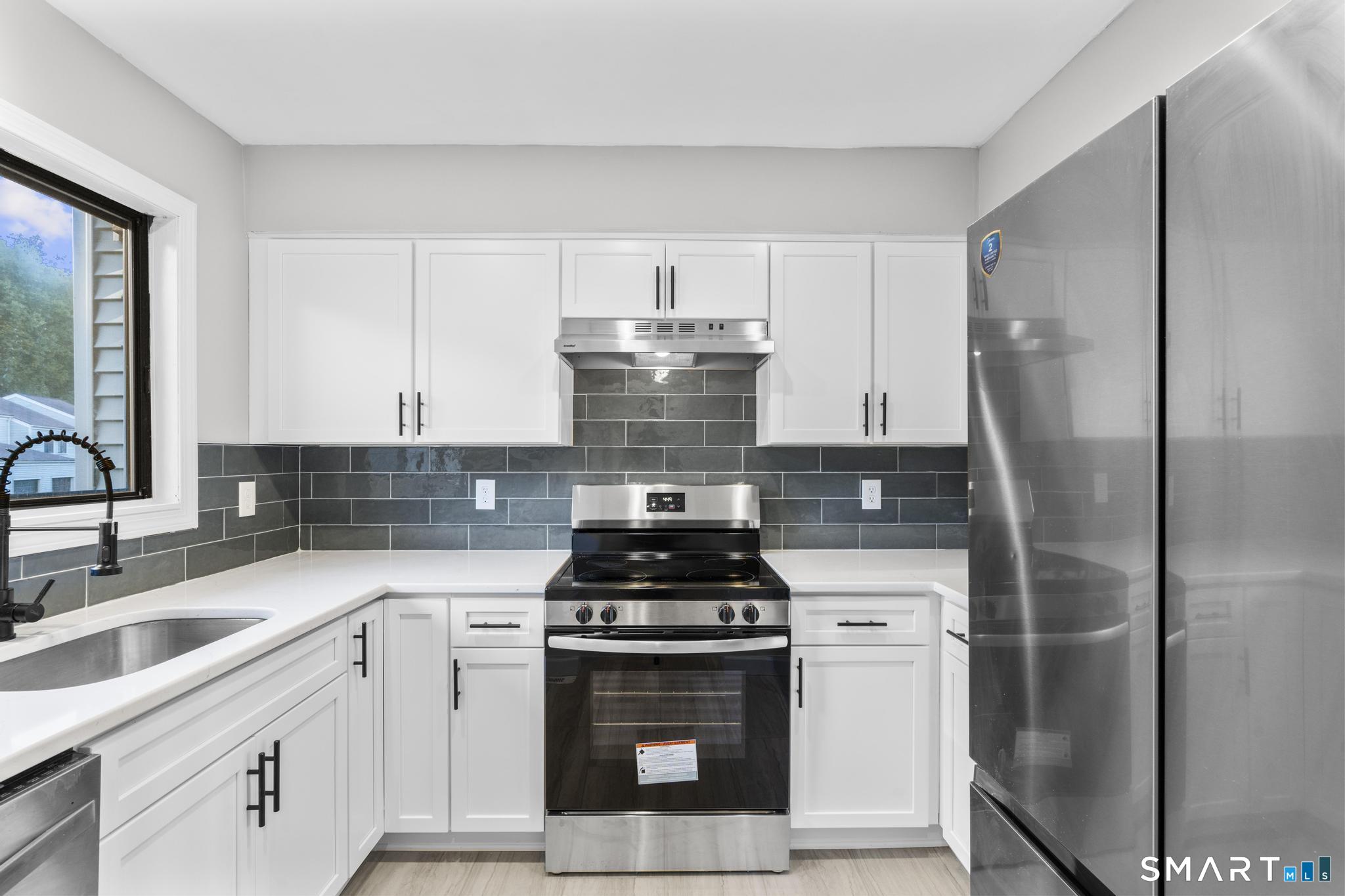 33 Deer Run Bethel CT 06801