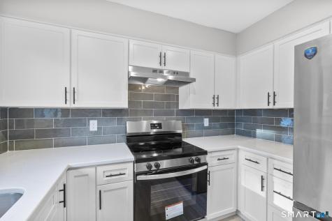 33 Deer Run Bethel CT 06801