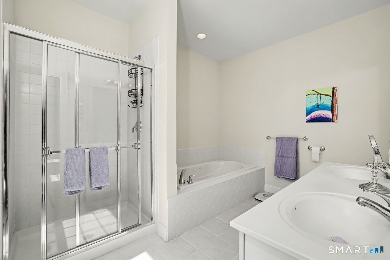 13 Kenington Road Avon CT 06001