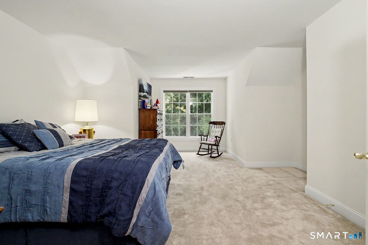 13 Kenington Road Avon CT 06001