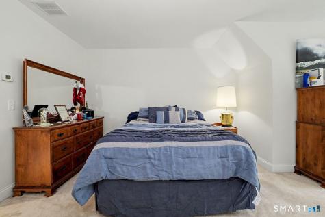13 Kenington Road Avon CT 06001