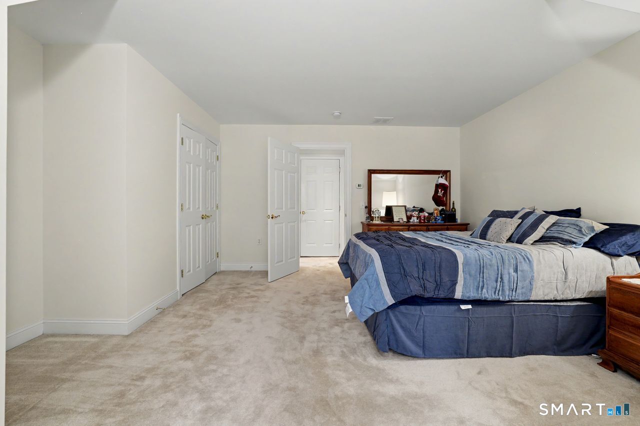 13 Kenington Road Avon CT 06001