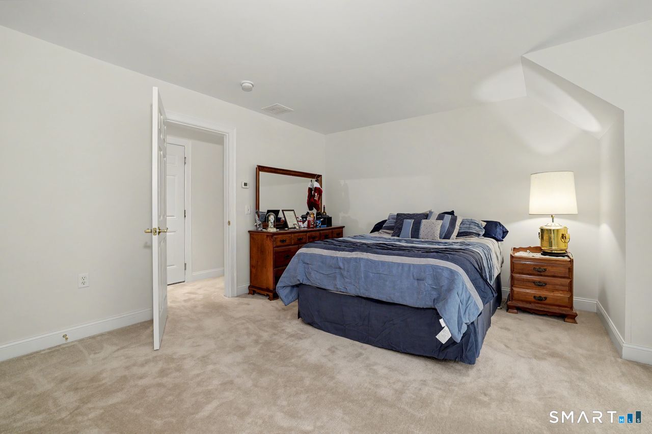 13 Kenington Road Avon CT 06001