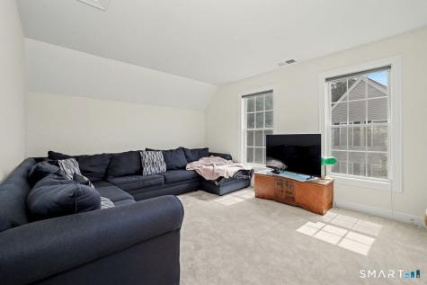 13 Kenington Road Avon CT 06001