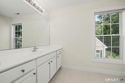 13 Kenington Road Avon CT 06001